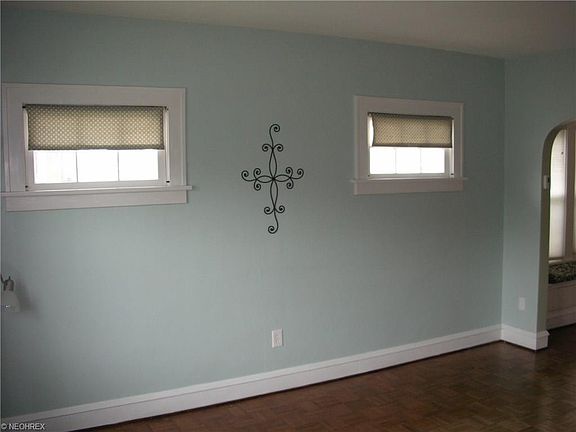 5th image of 16510 Pearldale Ave