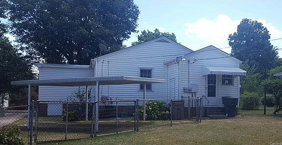 4th image of 1118 E Park Dr