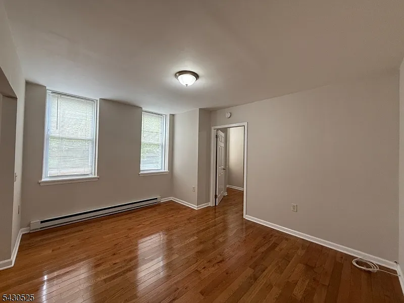 Building Photo - 39 Glenridge Ave #1