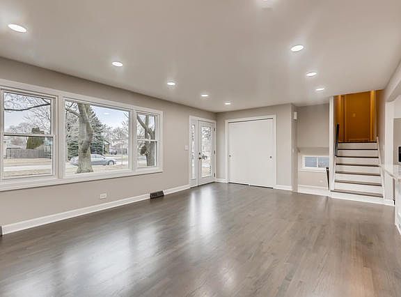 5th image of 949 S Norbury Ave