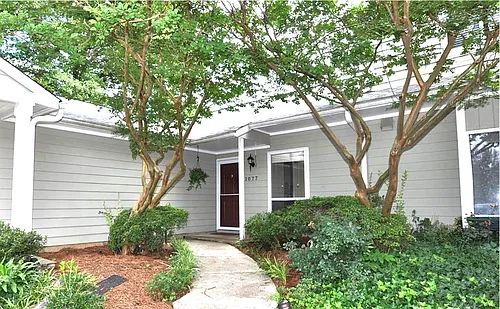 1077 Sardis Cove Dr Photo 1