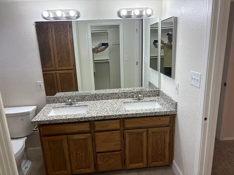 819 E Redondo Dr — Photo 14