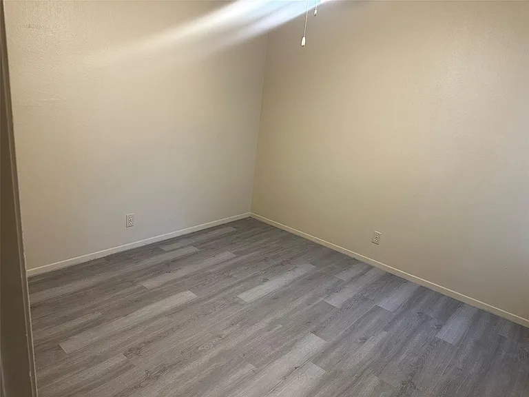 2602 S Bagdad Rd #A — Photo 14