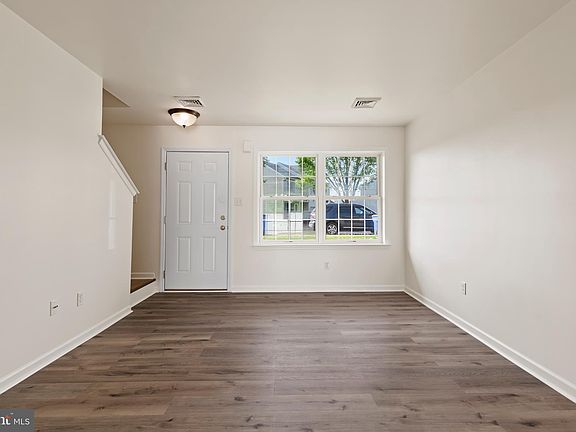 5th image of 41 Riverview Dr