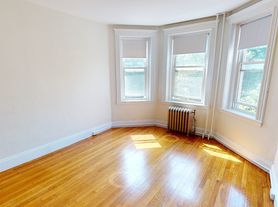 233 Park Dr