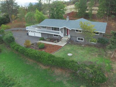 2880 David Ln, Medford, OR, 97504