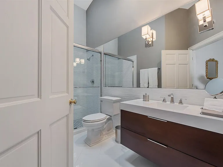 2443 Windsor Way Ct — Photo 34