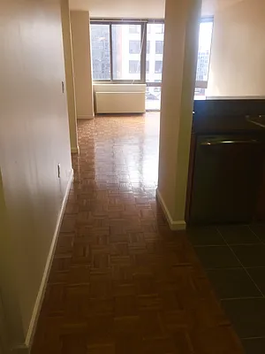 Rented by Chelsea Tower | media 2