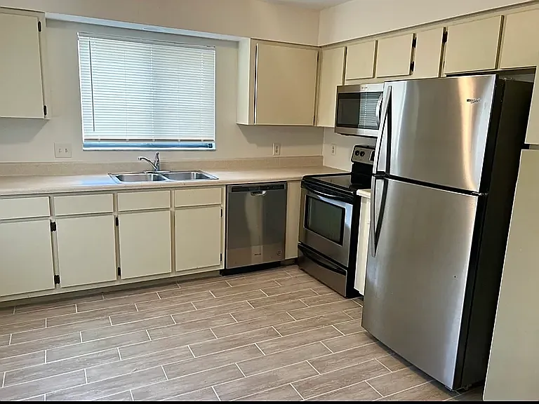 7709 Tamara Lee Ct #104 — Photo 3
