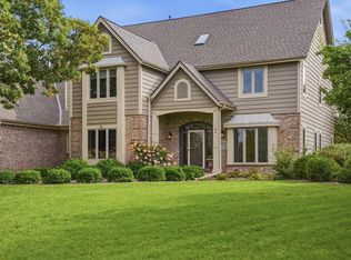 9223 W Wyndham Hills Ct, Franklin, WI 53132