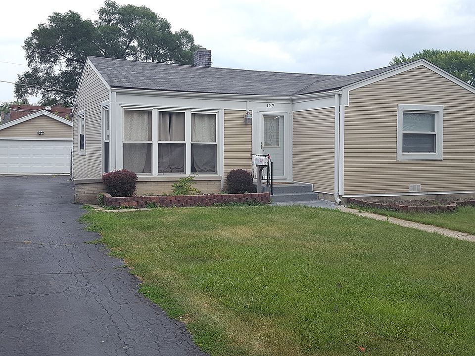 1st image of 127 S Marilyn Ave
