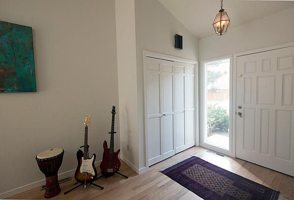 Entryway, with closet