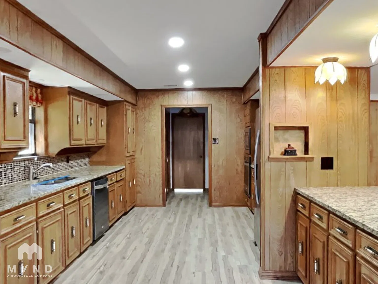 3 bed, 2.5 bath, 2150 sqft, $2,475 — Photo 4