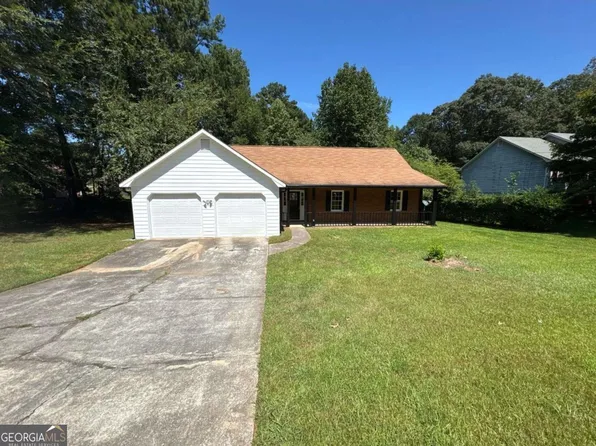 2617 Laurel Woods Ln SE, Conyers, GA 30094