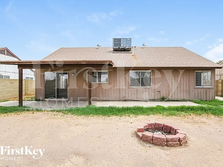 21036 N 34th Dr — Photo 14