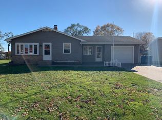 2124 Woodlawn Ave, East Moline, IL 61244