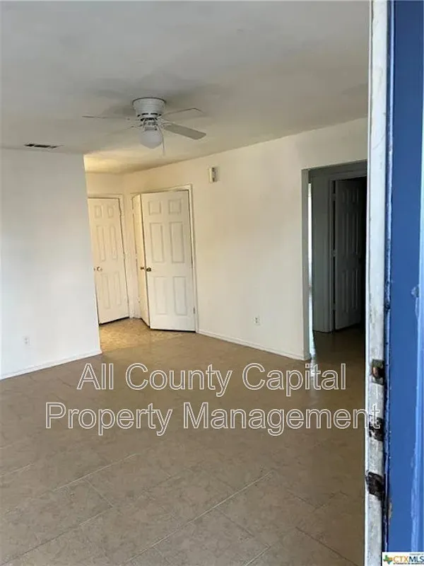 3 bed, 2.0 bath, 1178 sqft, $950 — Photo 4