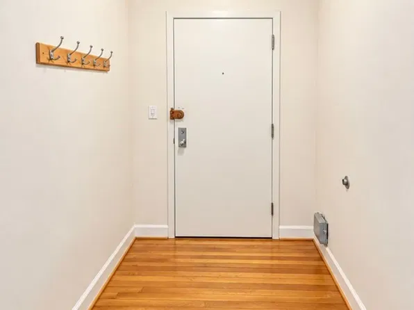 1615 Kenyon St NW APT 41, Washington, DC 20010