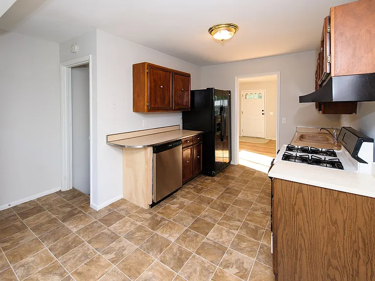 2656 Royal Glen Dr — Photo 18