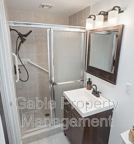 27453 Santa Clarita Rd — Photo 8