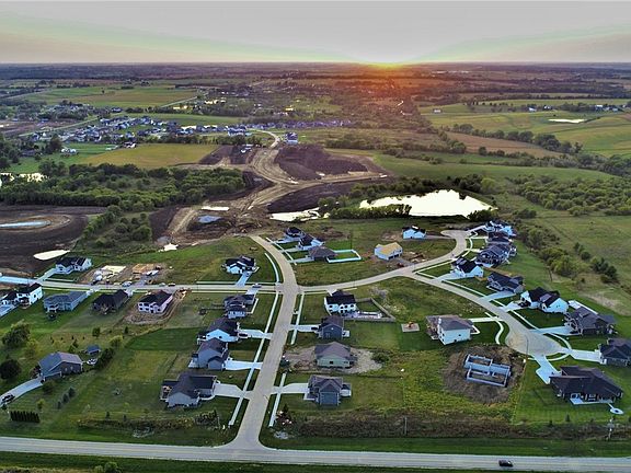 2nd image of 2116 Crabapple Dr
