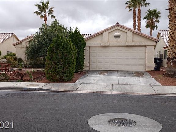 2nd image of 4417 Summer Glen Ln