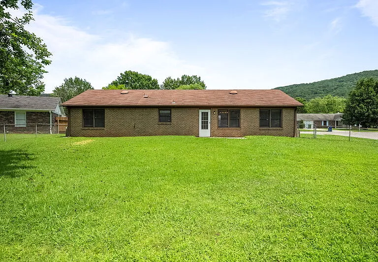 1028 Kinsey Dr SE — Photo 25