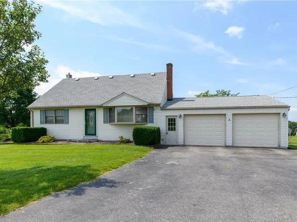 3558 Golden Key Rd, Kempton, PA 19529