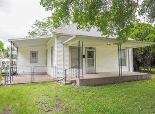 1704 S Lulu Ave, Wichita, KS 67211