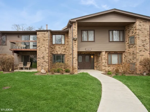 1132 E Randville Dr Unit 1E, Palatine, IL 60074