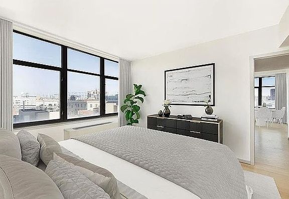 5th image of 424 Bedford Ave APT 4D