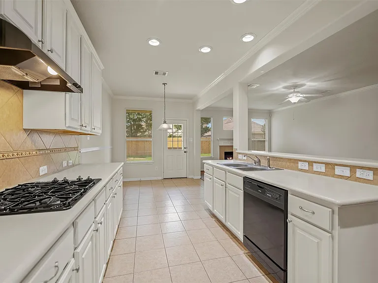 11515 Timberly Park Ln — Photo 11