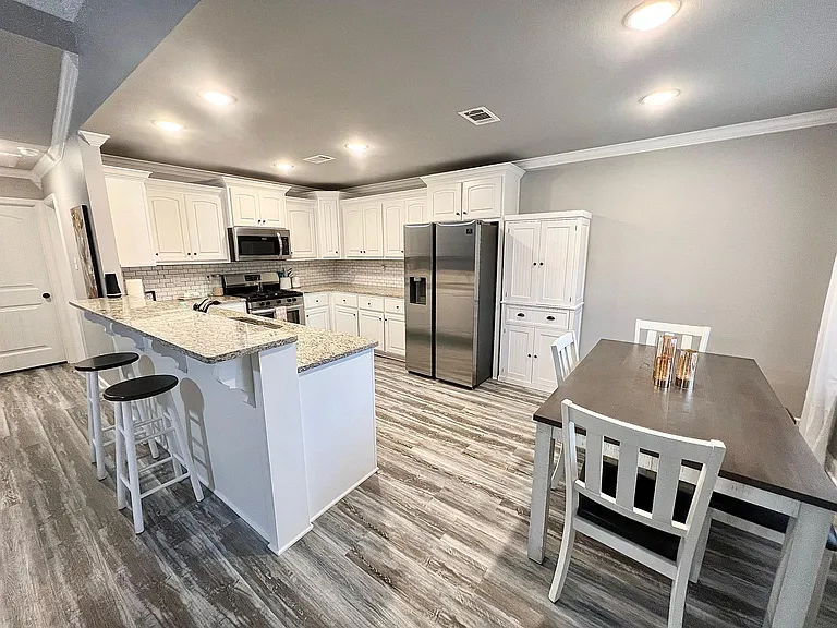 16 Kelby Ct — Photo 8
