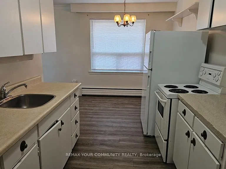 423 Pharmacy Ave #5 — Photo 5