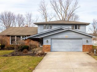 2426 Brian Dr, Beachwood, OH