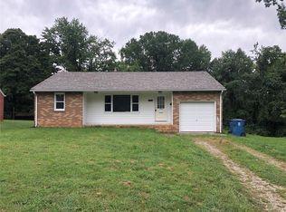 2435 Henry St, Alton, IL 62002