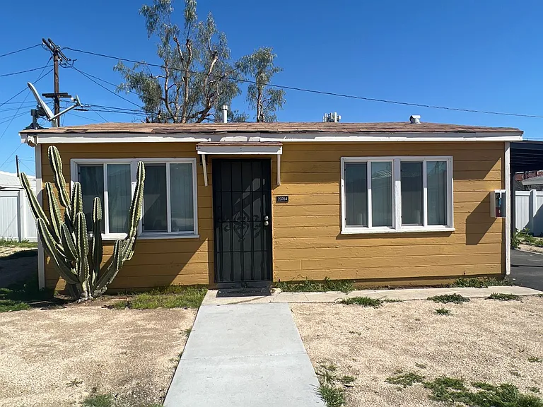 Moval Terrace Apartments — Photo 9