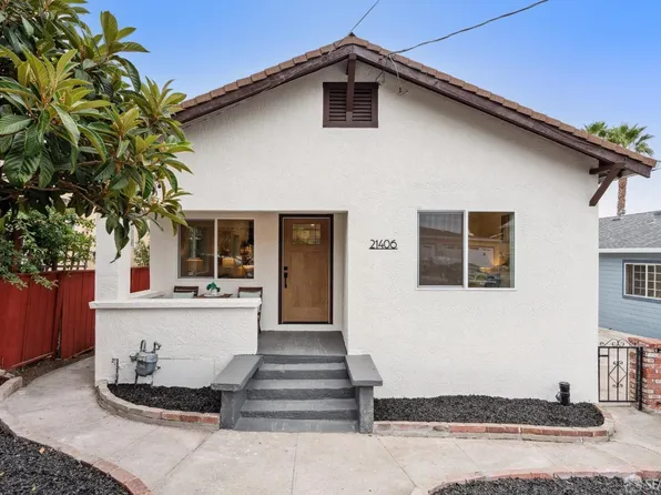 21406 Ocean View Dr, Hayward, CA 94541