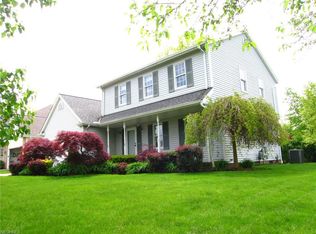 33086 Brackenbury Dr, Solon, OH 44139