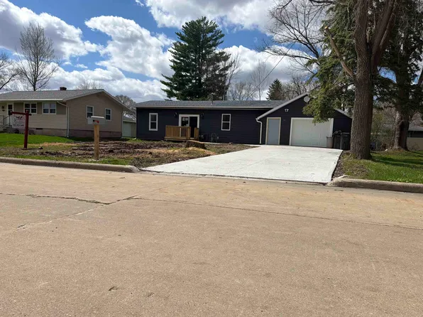 161 S Johnson St, Berlin, WI 54923