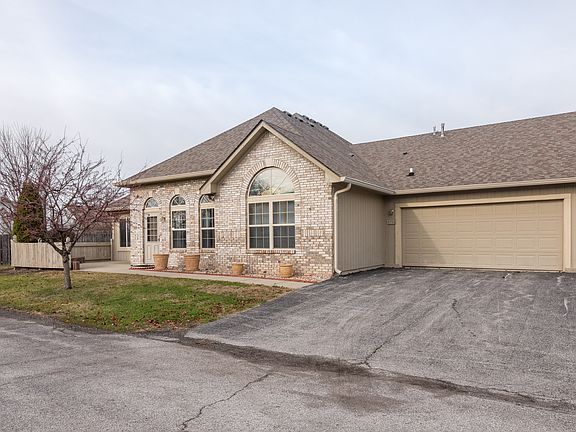2nd image of 4756 Bridgefield Dr