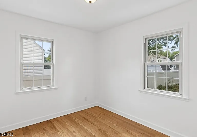149 Severin Ct — Photo 12