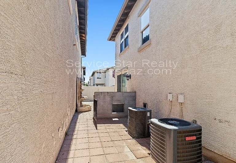 860 S Huish Dr — Photo 23