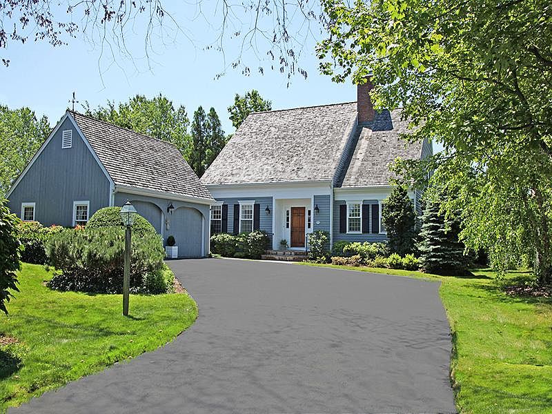 Water views of Long Island Sound