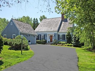 6 Bird Ln, Rye, NY 10580