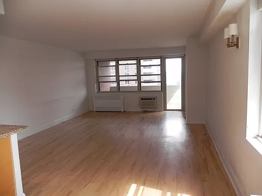 Rented by Stellar Management | media 2