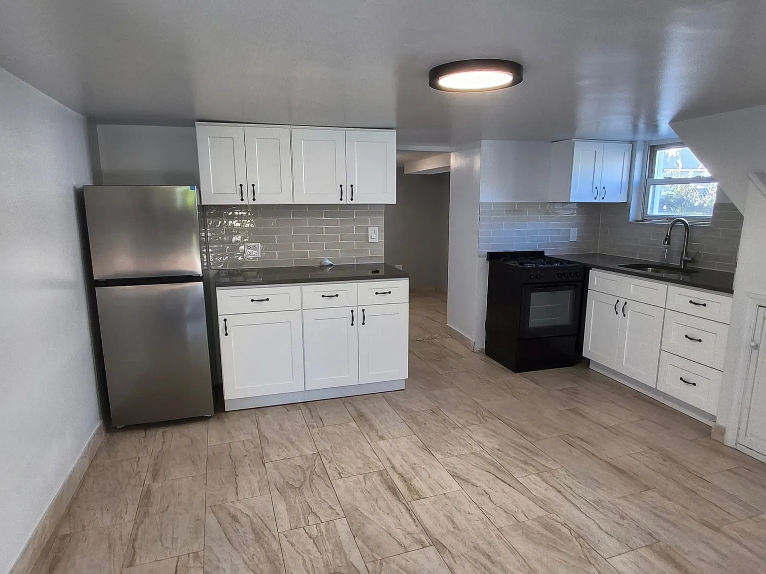 62 Woodland Ave — Photo 2