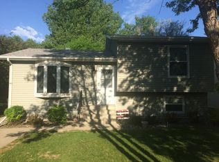 122 4th Ave S, Casselton, ND 58012