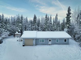 2616 Roseanne Ct, North Pole, AK 99705