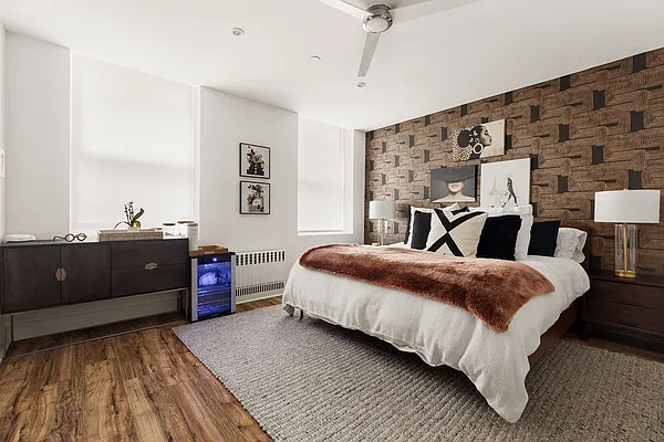 Rented by Compass | media 24